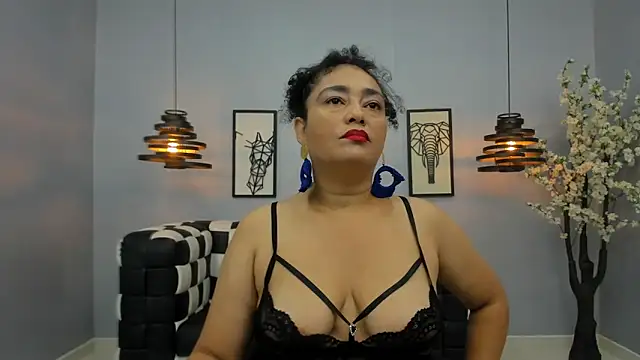Bianca Millf online show from 03-10-26, 04:05