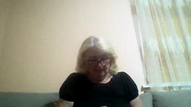 AmyLove353 online show from 06-17-26, 08:19
