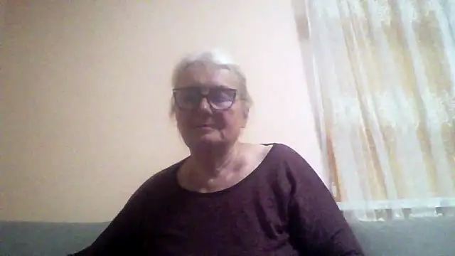 AmyLove353 online show from 06-14-26, 07:59