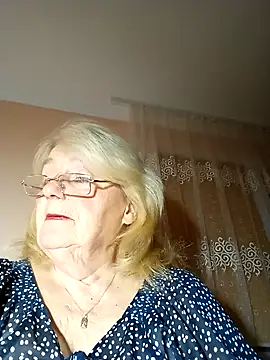 AmyLove353 online show from 11-22-25, 08:18