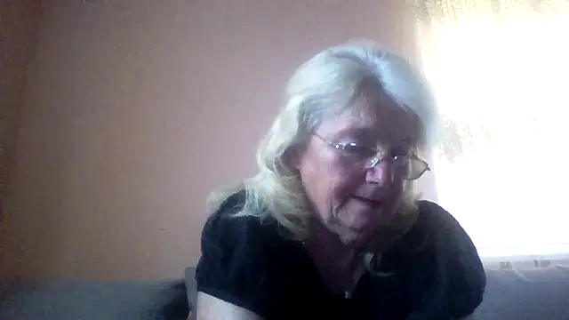 AmyLove353 online show from 06-11-26, 03:25