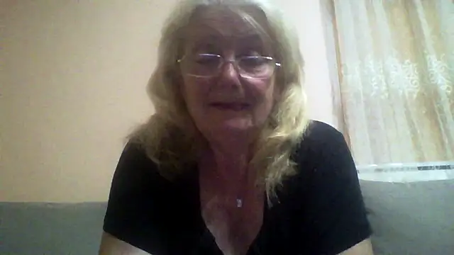 AmyLove353 online show from 06-29-26, 08:52