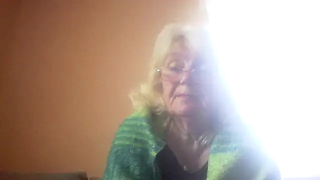 AmyLove353 online show from 05-13-26, 04:52