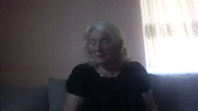 AmyLove353 online show from 07-10-26, 03:39