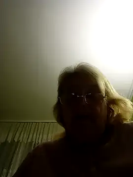 AmyLove353 online show from 12-18-25, 04:06