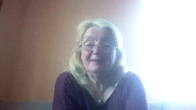 AmyLove353 online show from 05-02-26, 03:56