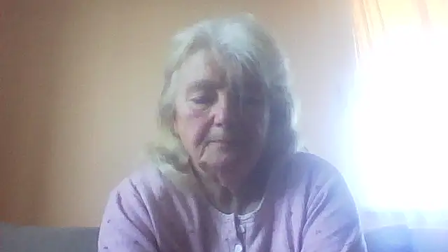 AmyLove353 online show from 04-22-26, 05:03