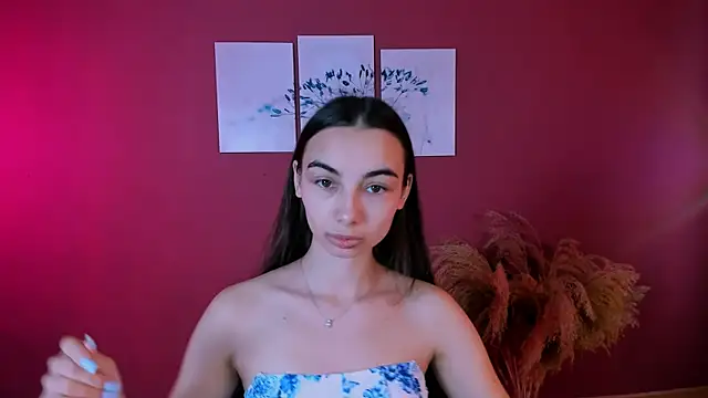 kira light   online show from 10-24-25, 08:24