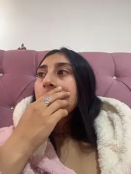 Violeet-Smith online show from 02-08-26, 05:43