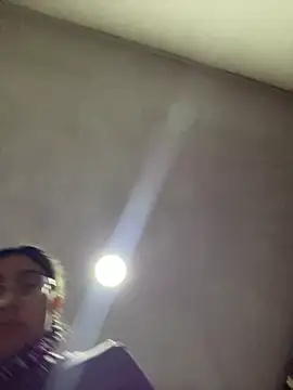 Violeet-Smith online show from 02-14-26, 03:40