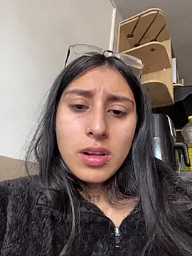 Violeet-Smith online show from 12-16-25, 05:39