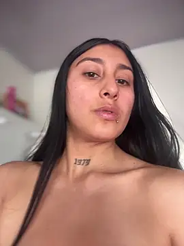 Violeet-Smith online show from 03-31-26, 03:36