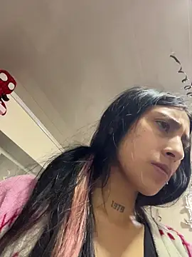 Violeet-Smith online show from 12-20-25, 01:36