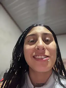 Violeet-Smith online show from 04-03-26, 10:49