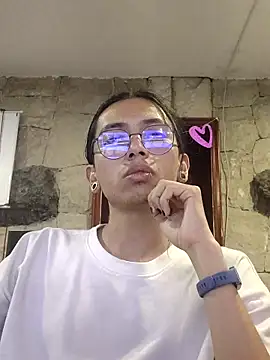 Snapshot of _Astrea_ chatting on 02-08-26, 08:12 Astrea online show from 02-08-26, 08:12