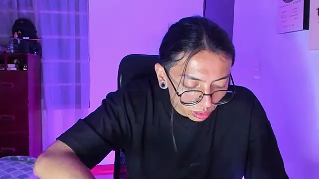  Astrea  online show from 04-12-26, 02:59