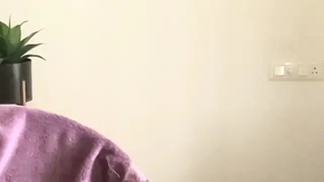 MakeMeAwareAah online show from 12-16-25, 07:23