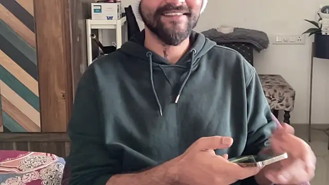 MakeMeAwareAah online show from 01-07-26, 05:45