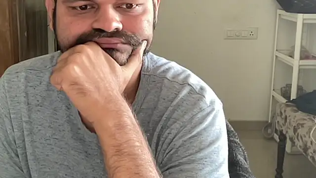 MakeMeAwareAah online show from 12-21-25, 04:03