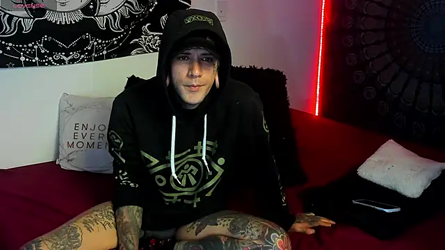 cleoo jhonny online show from 11-10-25, 02:05