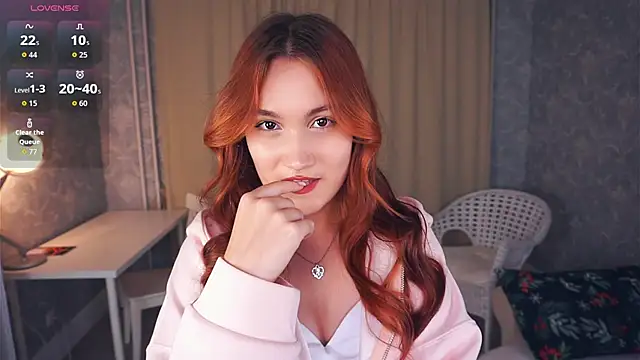 OcieJakab online show from 11-07-25, 05:17