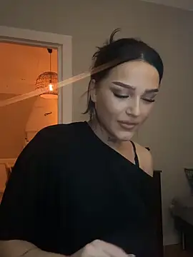 Snapshot of Gabbyys chatting on 10-30-25, 08:28 Gabbyys online show from 10-30-25, 08:28