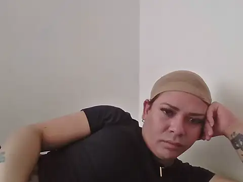 Eimy2025 online show from 10-22-25, 01:10