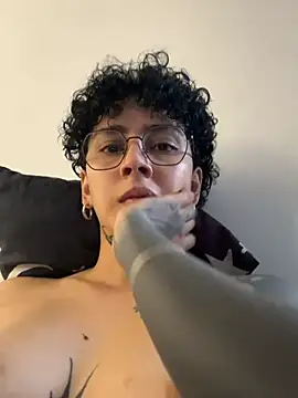 Snapshot of Abby_Evanns1 chatting on 02-25-26, 04:29 Abby Evanns1 online show from 02-25-26, 04:29