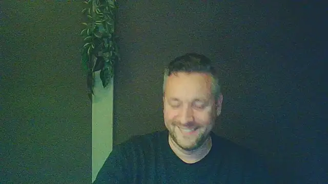 Woody Longbong online show from 10-26-25, 05:46