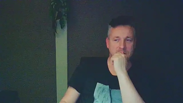 Woody Longbong online show from 11-12-25, 05:39