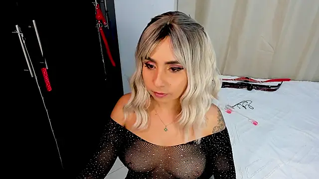 Emilyvalk  online show from 02-16-26, 08:18