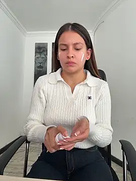 Talia Bonet online show from 06-15-26, 02:39