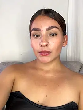 Talia Bonet online show from 10-22-25, 03:33