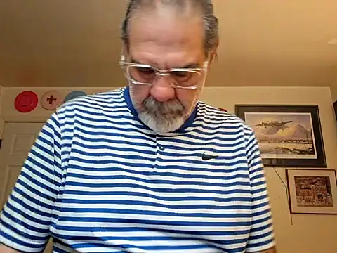 pena633 online show from 12-17-25, 03:33