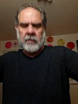 Snapshot of pena633 chatting on 07-08-26, 12:13 pena633 online show from 07-08-26, 12:13