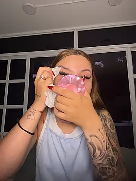 Beella1  online show from 01-13-26, 11:36