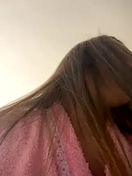 Beella1  online show from 10-26-25, 04:02