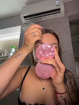 Beella1  online show from 02-01-26, 11:41