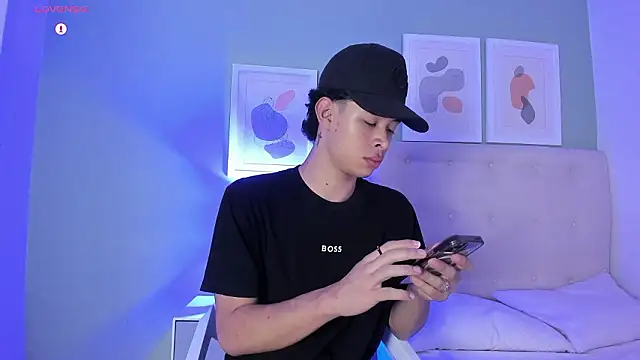 ApoloRicci online show from 02-27-26, 07:57