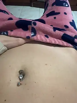 Snapshot of Rubia_divina7 chatting on 02-15-26, 12:00 Rubia divina7 online show from 02-15-26, 12:00