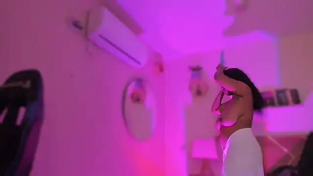 YariRose online show from 02-22-26, 02:52