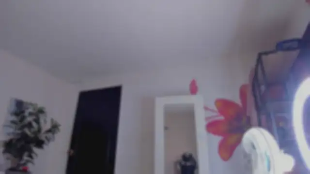 Snapshot of YariRose chatting on 07-10-26, 03:45 YariRose online show from 07-10-26, 03:45