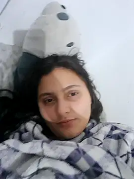 Layla Latina online show from 11-02-25, 03:55