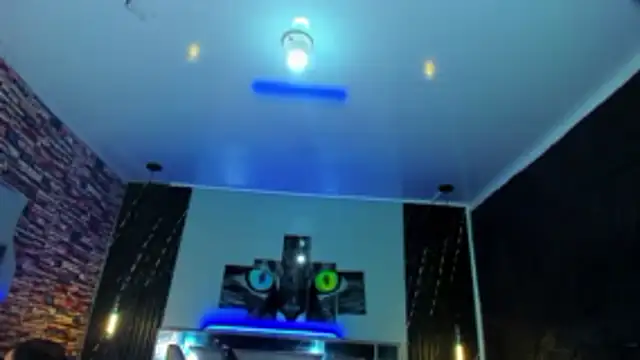 Jennfer Winson online show from 11-22-25, 07:35