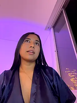 aly nicols online show from 11-06-25, 05:11