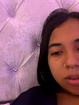 aly nicols online show from 11-05-25, 07:11