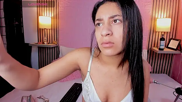 medussa sexi online show from 11-17-25, 03:43