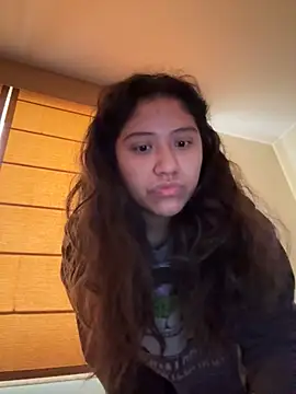 Kmiii21 online show from 10-21-25, 02:16