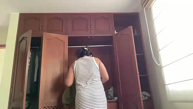 Kmiii21 online show from 10-29-25, 03:33