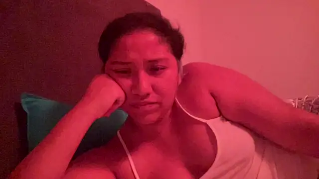 Snapshot of Kmiii21 chatting on 02-16-26, 05:50 Kmiii21 online show from 02-16-26, 05:50